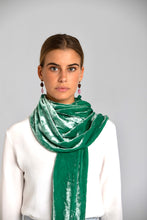 Load image in gallery viewer, Green basil scarf