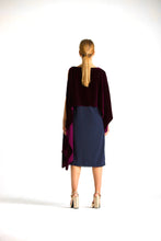 Load image in gallery viewer, Burgundy Narcissus Cape