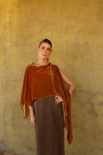 Load image in gallery viewer, Camel Daffodil Cape