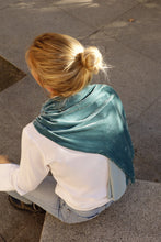 Load image in gallery viewer, Foulard Basil powder blue