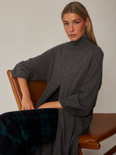 Load image in gallery viewer, Jersey Camelia gris
