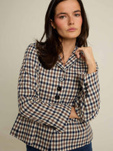 Load image in gallery viewer, Chaqueta Lichi
