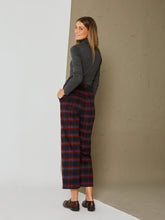 Load image in gallery viewer, Pantalón cashmere Cerezo
