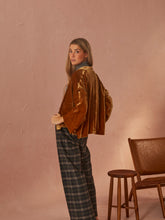 Load image in gallery viewer, Chaqueta-Camisa Girasol
